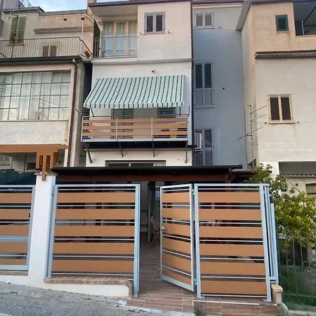 Nocleg ze śniadaniem Ospitati - Le Tre Chiavi Castel Frentano