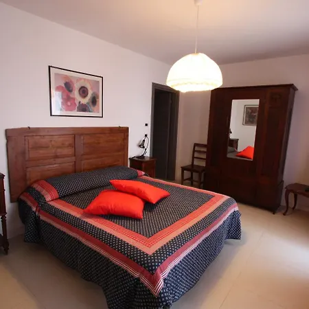 Nocleg ze śniadaniem Ospitati - Le Tre Chiavi 3*