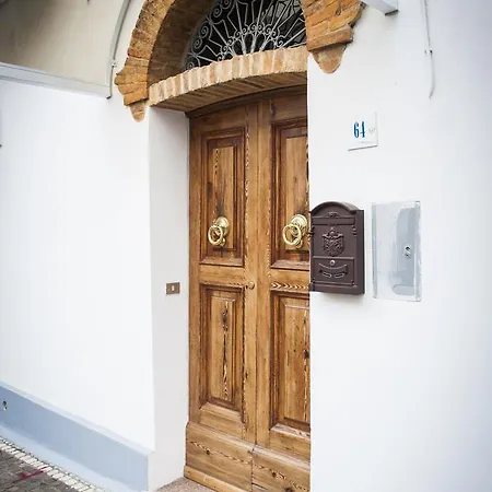 Bed and breakfast Ospitati - Le Tre Chiavi 3*